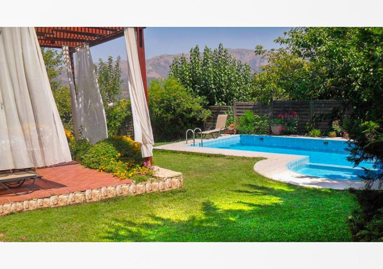 Villa Skine With Private Pool And Garden La Canea Exterior foto